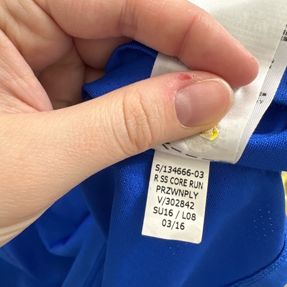 Old Navy Blue Fitted Cap Sleeve Tee - Picture 4 of 5